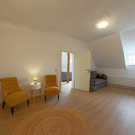 Ao Hof - 04 Apartment